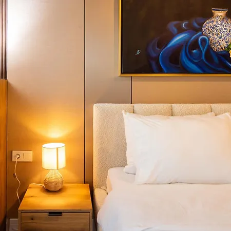 Monaco - Diamond 1br - *